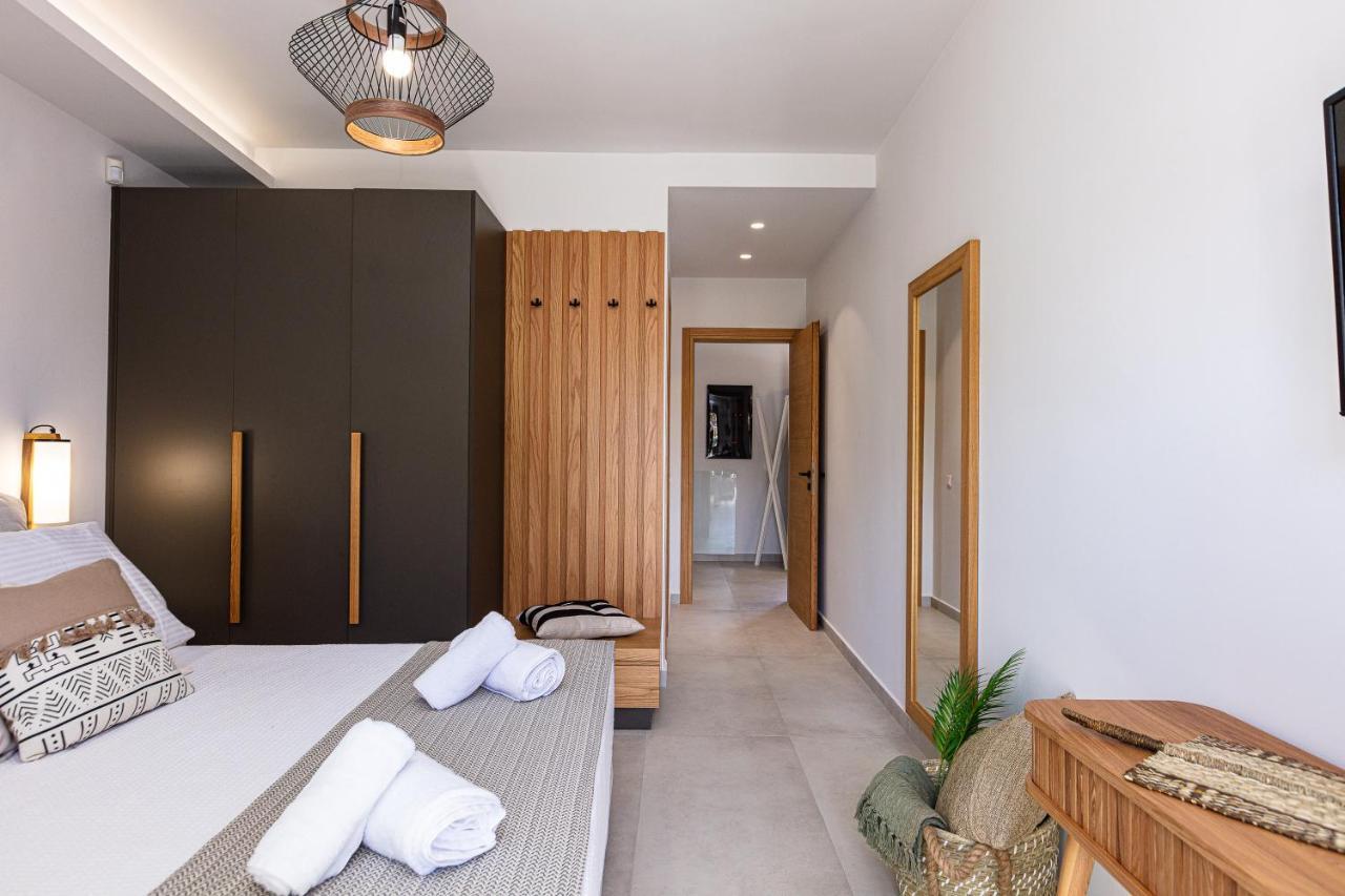 Lagoon Seabreeze Villa, Sumptuous Retreat, By Thinkvilla Pánormos Buitenkant foto